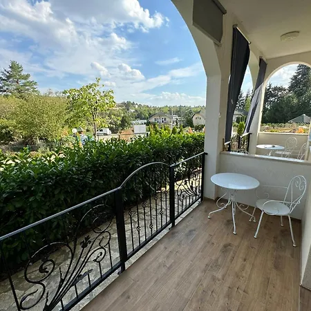 Apartment Kraljica -suncani Breg App9 *